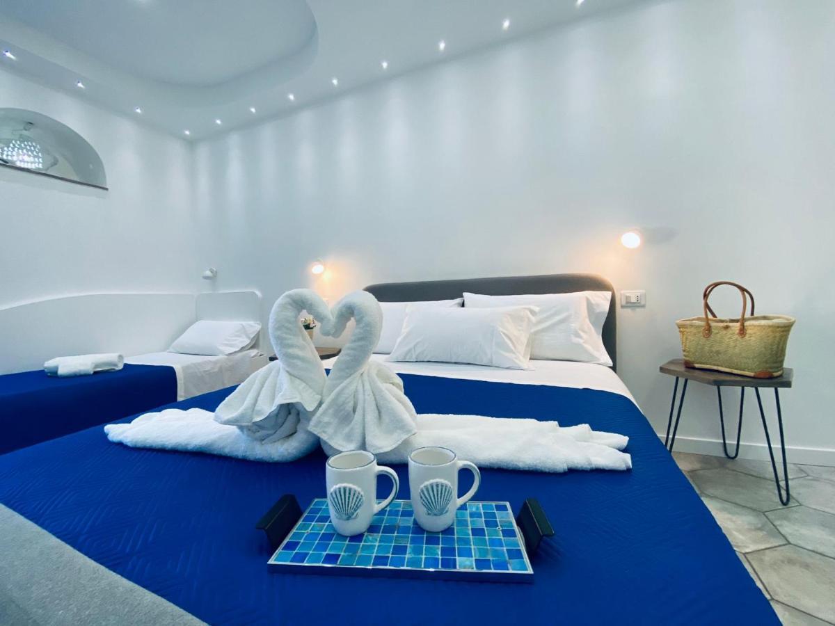 ホテル Fior Dei Carmeliti Centre トロペーア エクステリア 写真